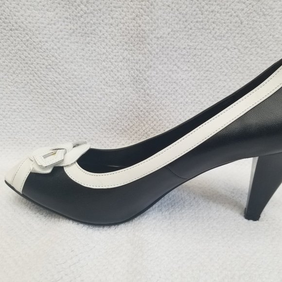 Brand new black and white leather Pumps with Cute detail on toe. - Picture 2 of 6